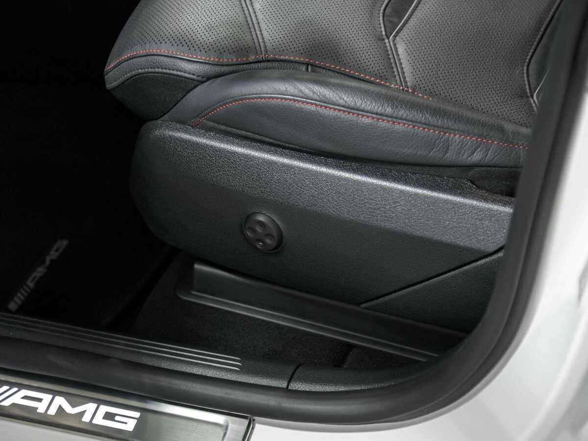 Mercedes-Benz GLC AMG 2024 года с пробегом. Фото: #20