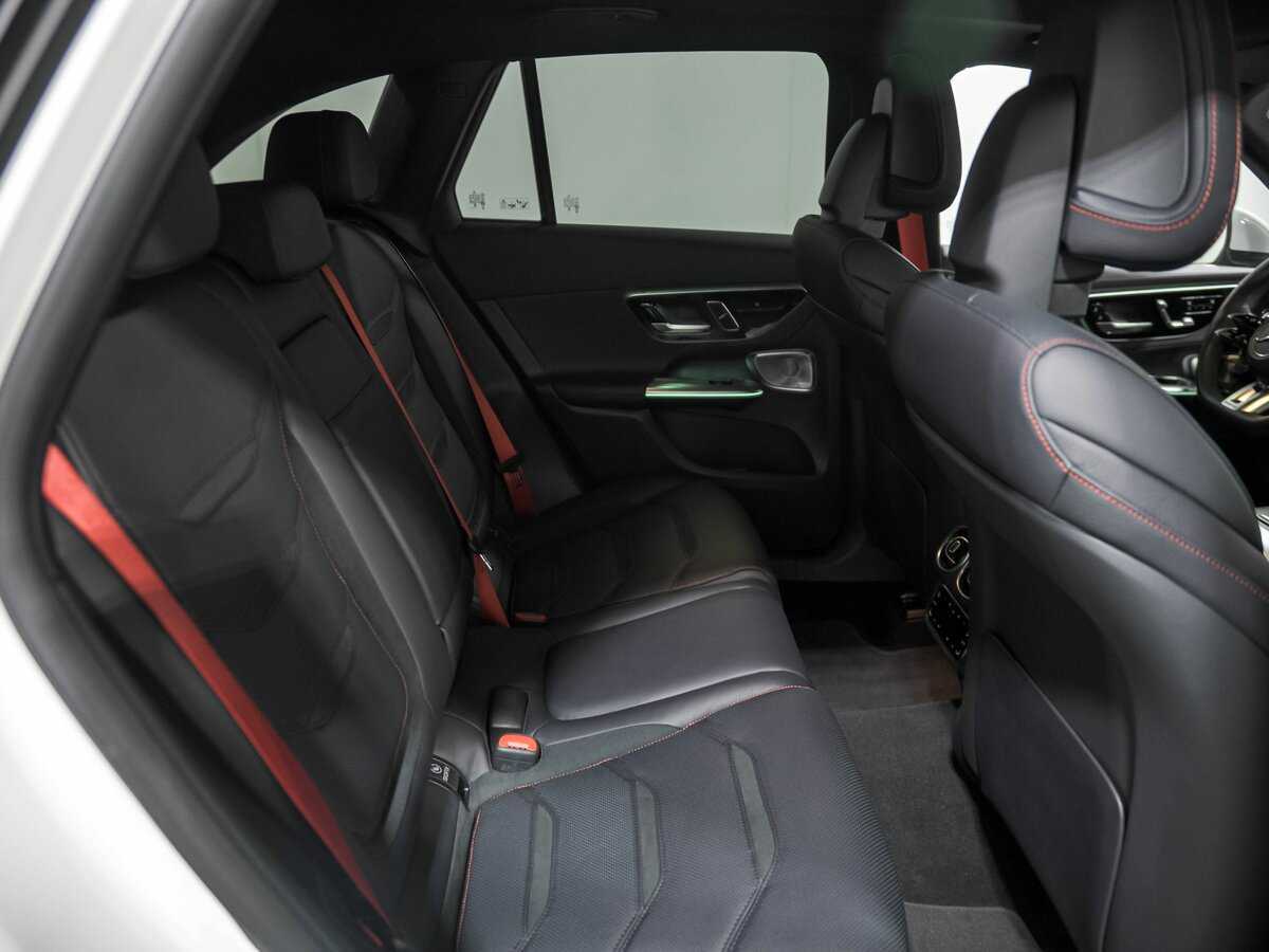 Mercedes-Benz GLC AMG 2024 года с пробегом. Фото: #21