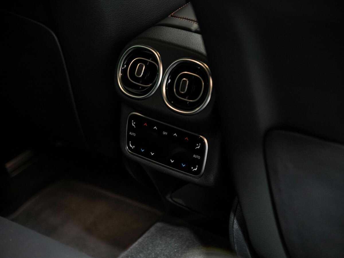 Mercedes-Benz GLC AMG 2024 года с пробегом. Фото: #22