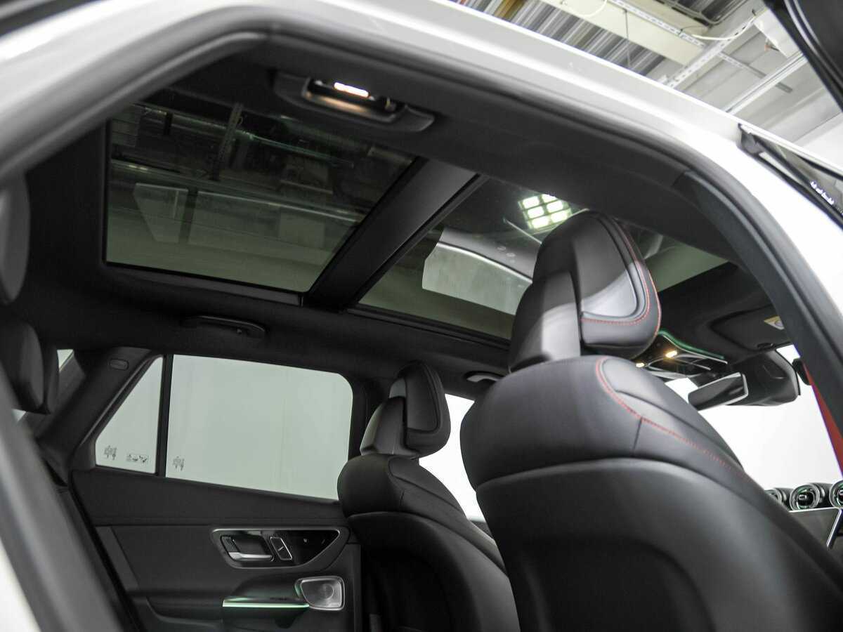 Mercedes-Benz GLC AMG 2024 года с пробегом. Фото: #24