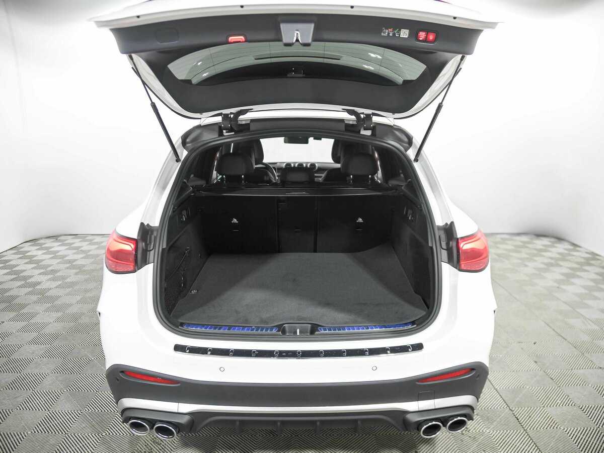 Mercedes-Benz GLC AMG 2024 года с пробегом. Фото: #26