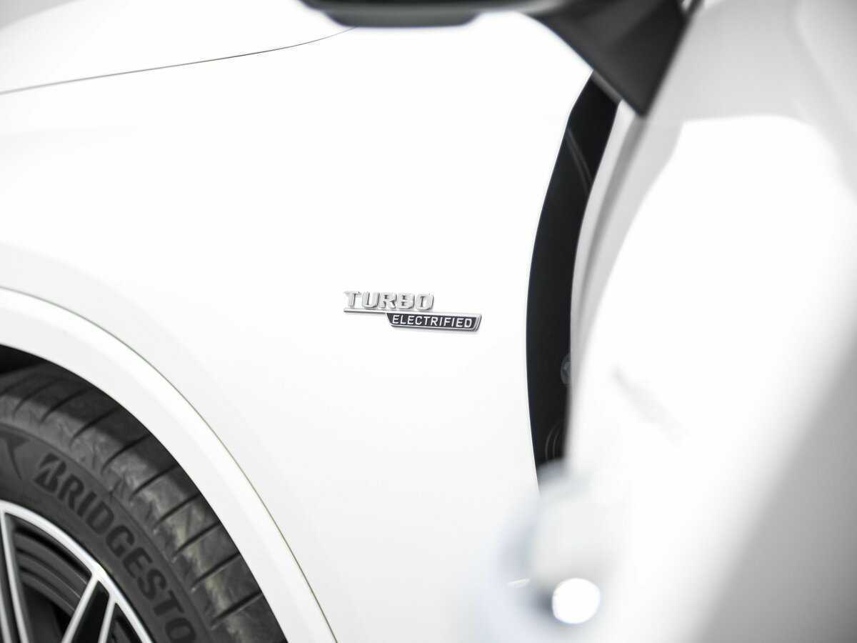 Mercedes-Benz GLC AMG 2024 года с пробегом. Фото: #28