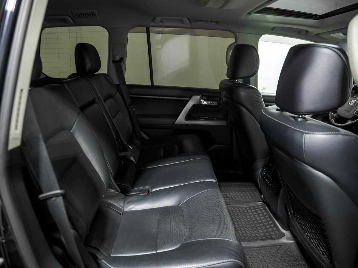 Toyota Land Cruiser 2015 года с пробегом. Фото: #17