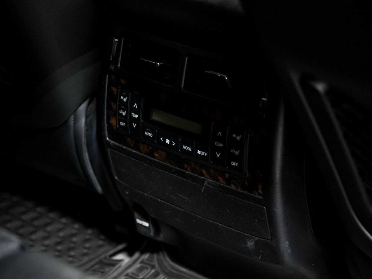 Toyota Land Cruiser 2015 года с пробегом. Фото: #18