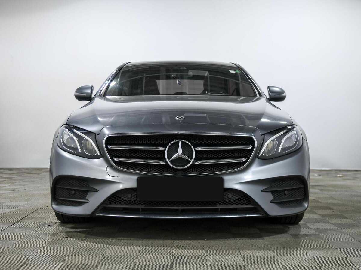 Mercedes-Benz E-Класс 2019 года с пробегом. Фото: #1