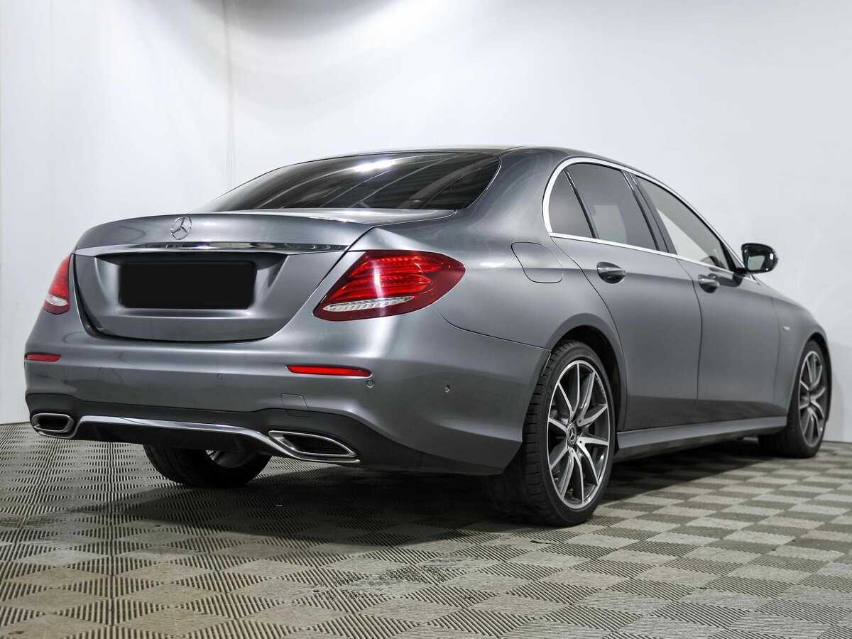 Mercedes-Benz E-Класс 2019 года с пробегом. Фото: #2