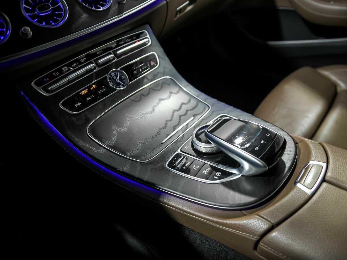 Mercedes-Benz E-Класс 2019 года с пробегом. Фото: #10