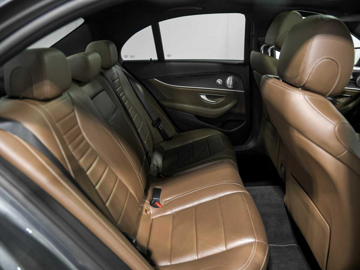 Mercedes-Benz E-Класс 2019 года с пробегом. Фото: #16