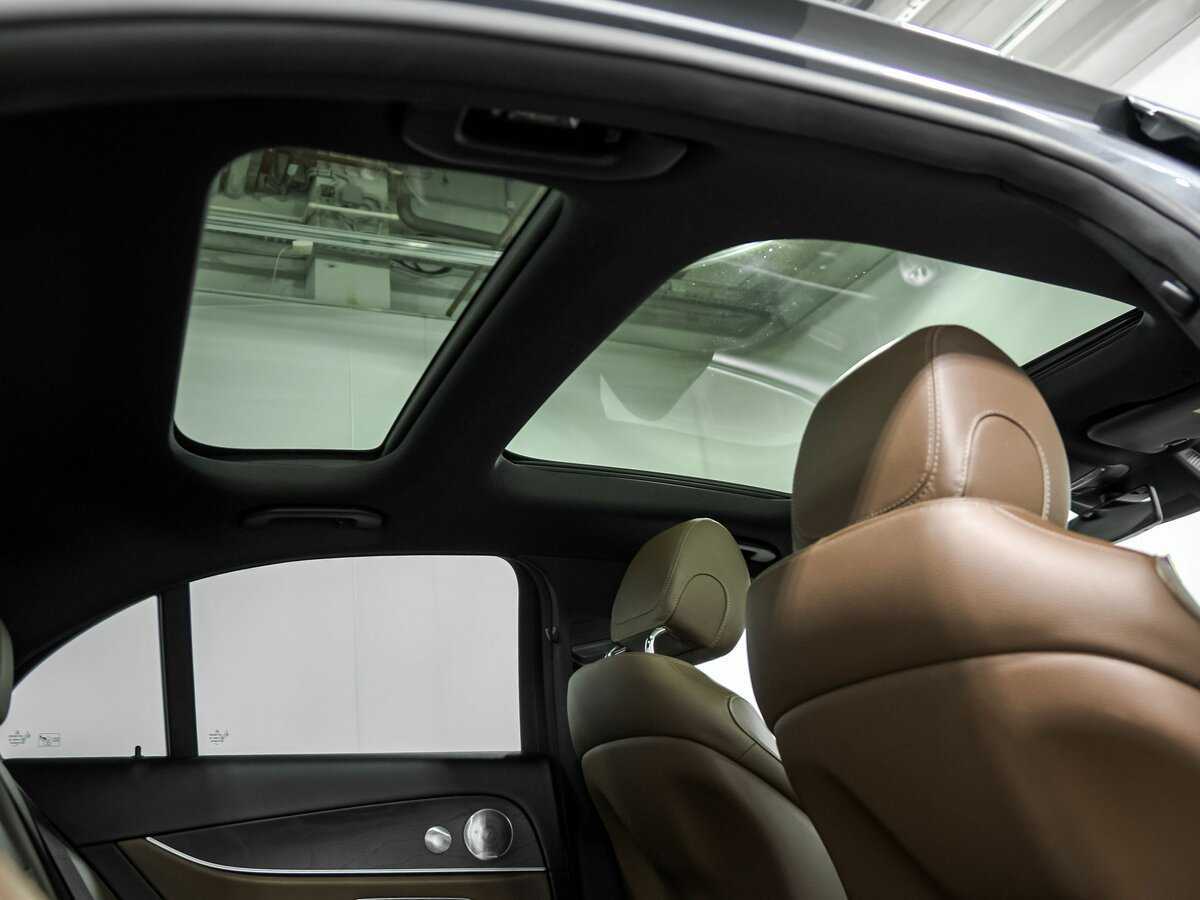 Mercedes-Benz E-Класс 2019 года с пробегом. Фото: #17