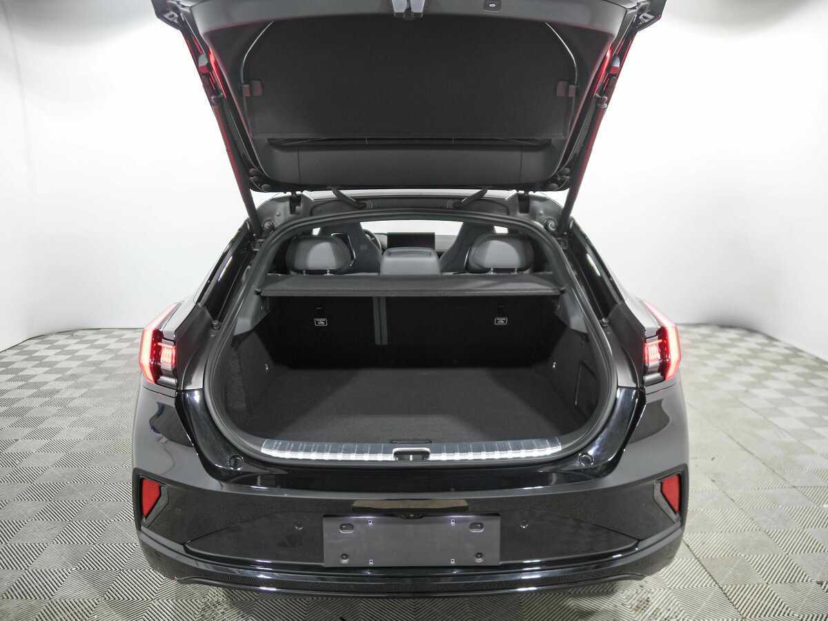 Zeekr 001 2024 года с пробегом. Фото: #24