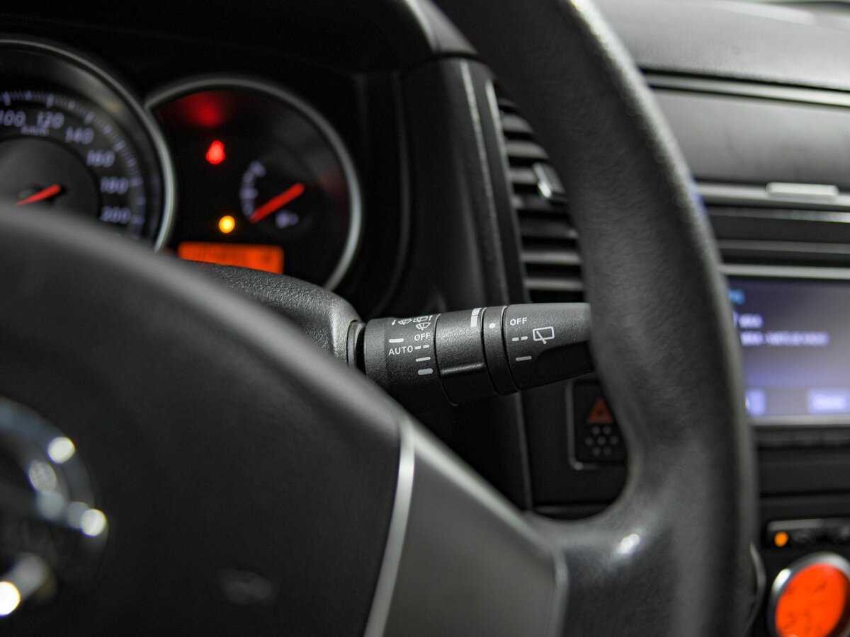 Nissan Tiida 2010 года с пробегом. Фото: #9