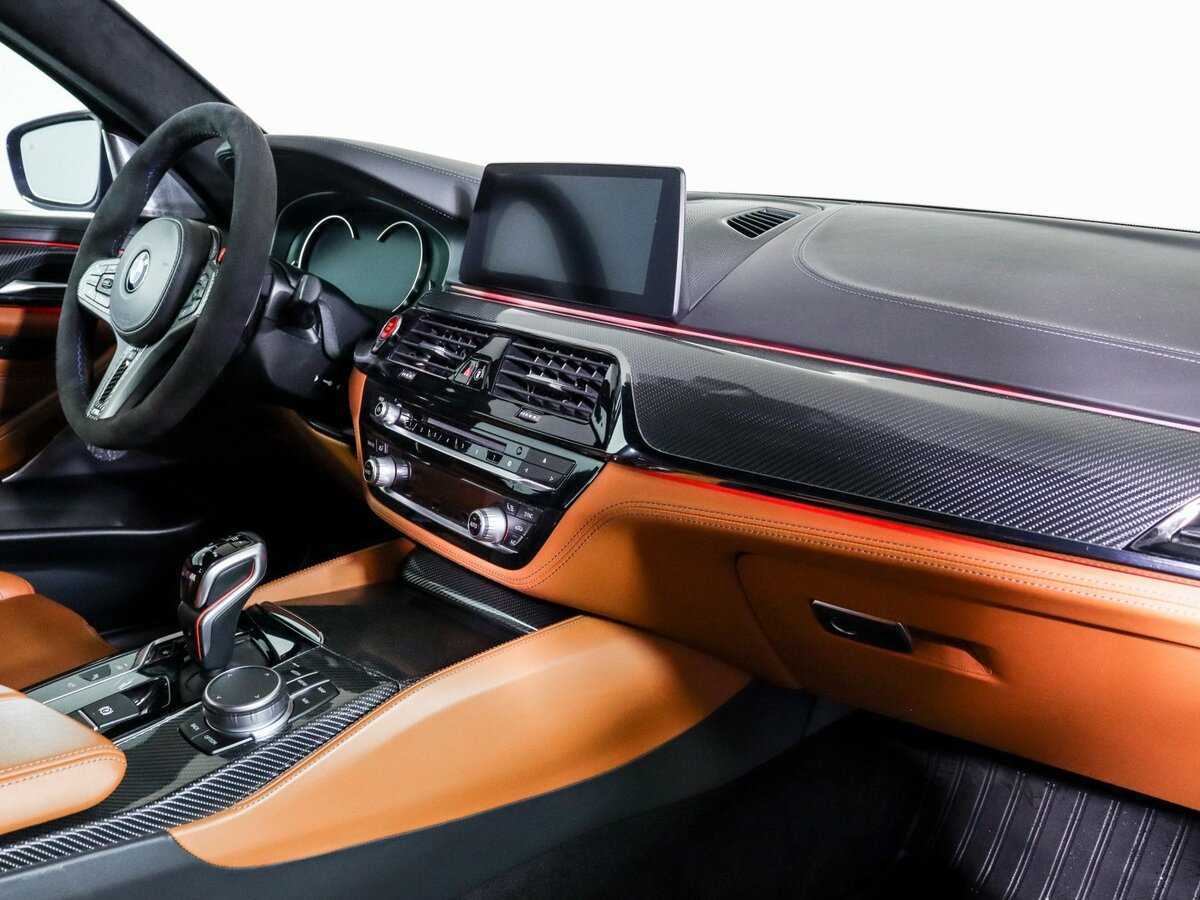 BMW M5 2019 года с пробегом. Фото: #8