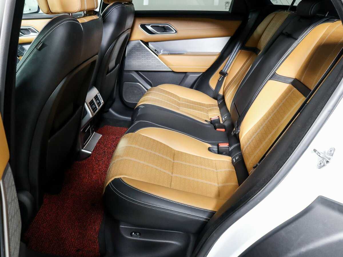 Land Rover Range Rover Velar 2018 года с пробегом. Фото: #6
