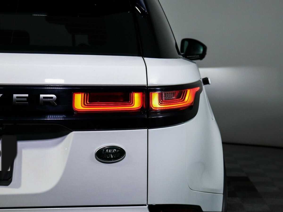 Land Rover Range Rover Velar 2018 года с пробегом. Фото: #16