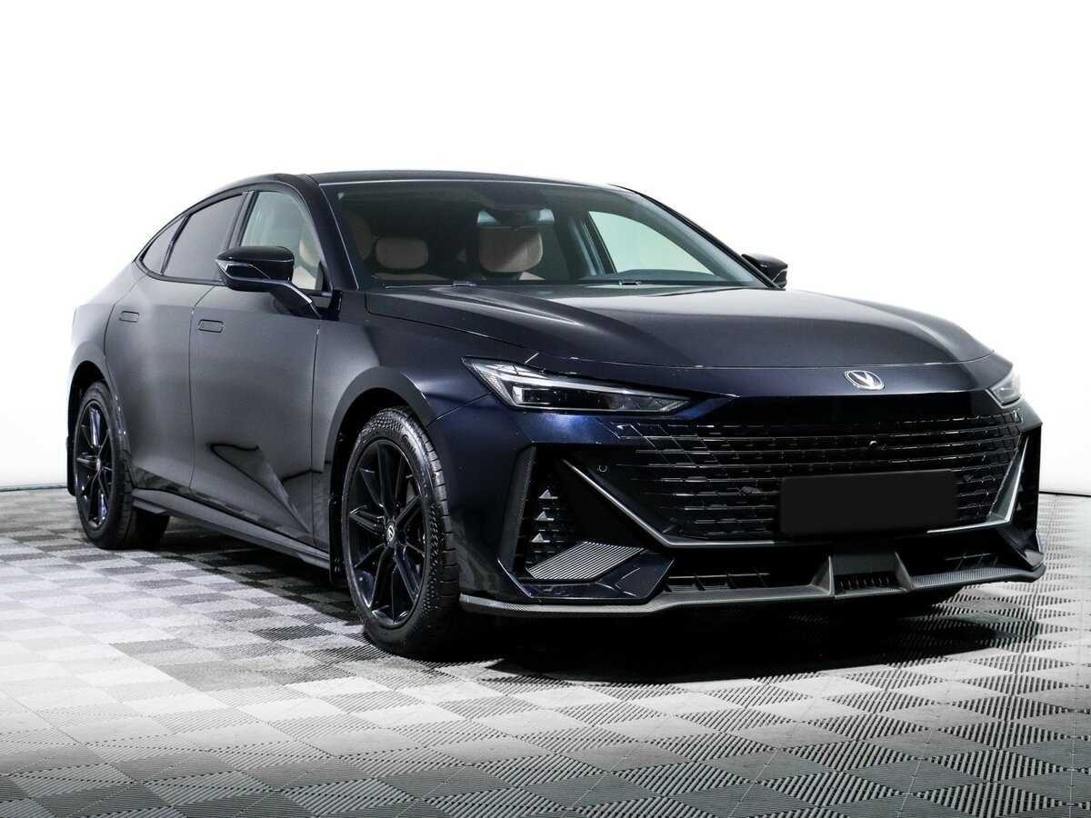 Changan UNI-V 2023 года с пробегом. Фото: #2