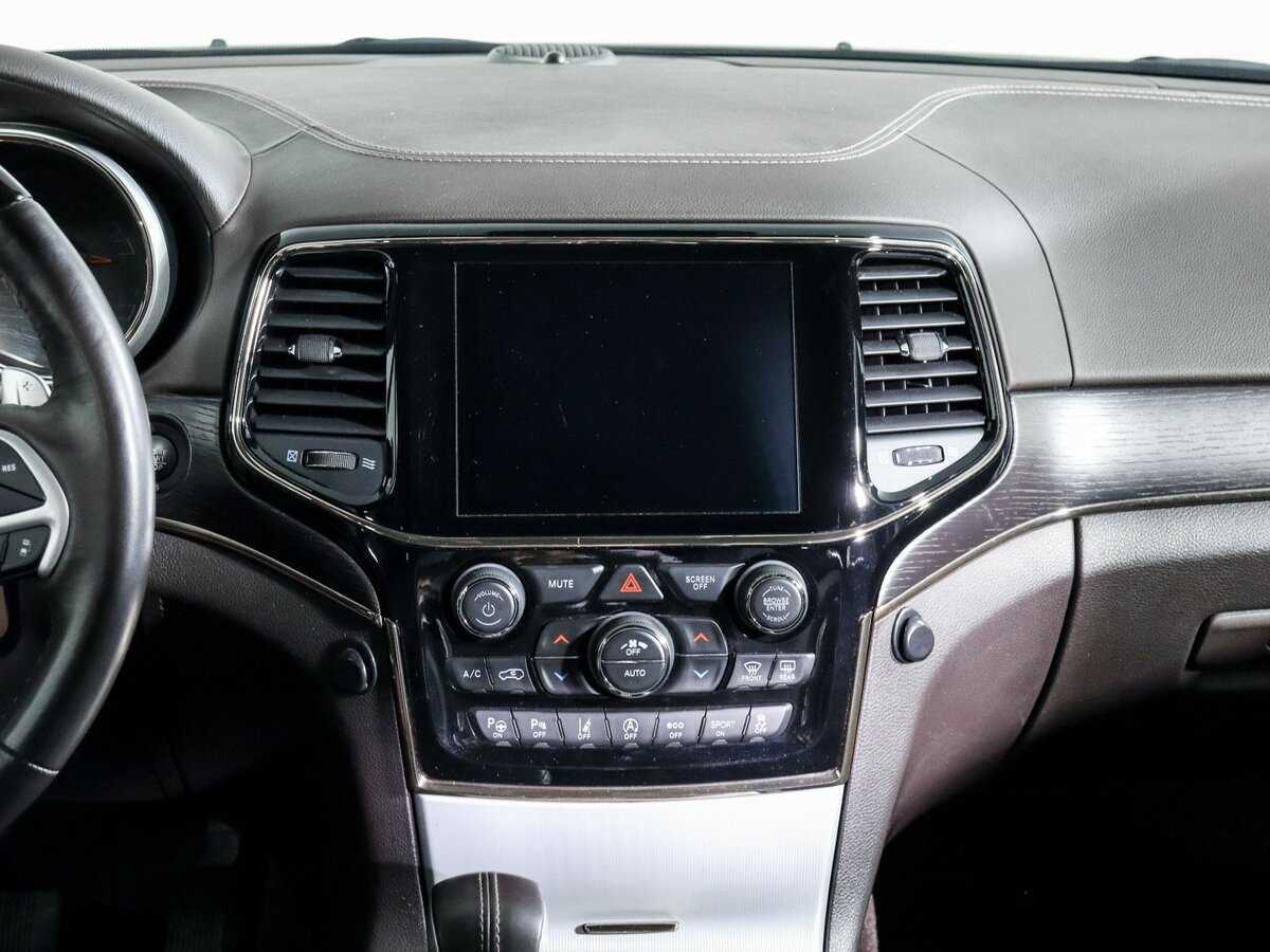 Jeep Grand Cherokee 2019 года с пробегом. Фото: #9