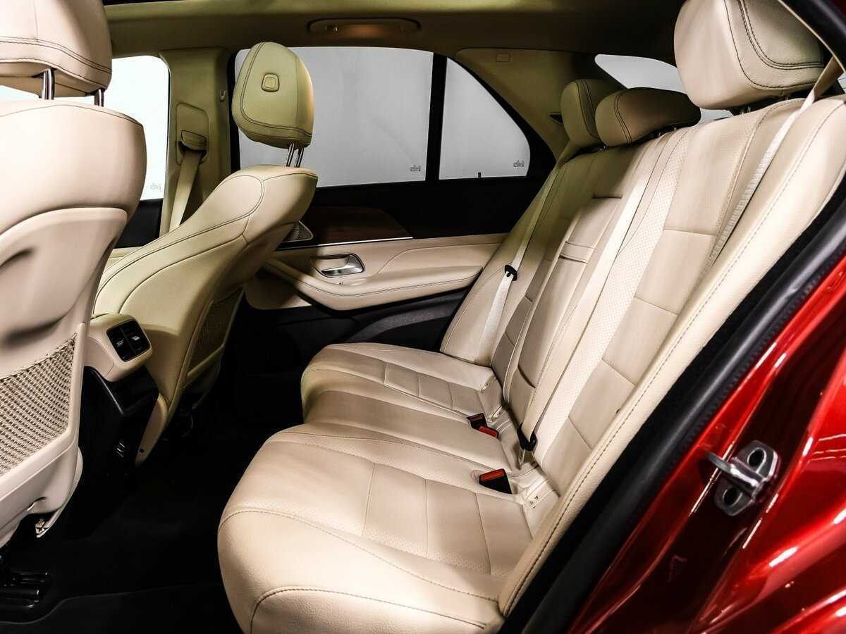 Mercedes-Benz GLE 2021 года с пробегом. Фото: #12