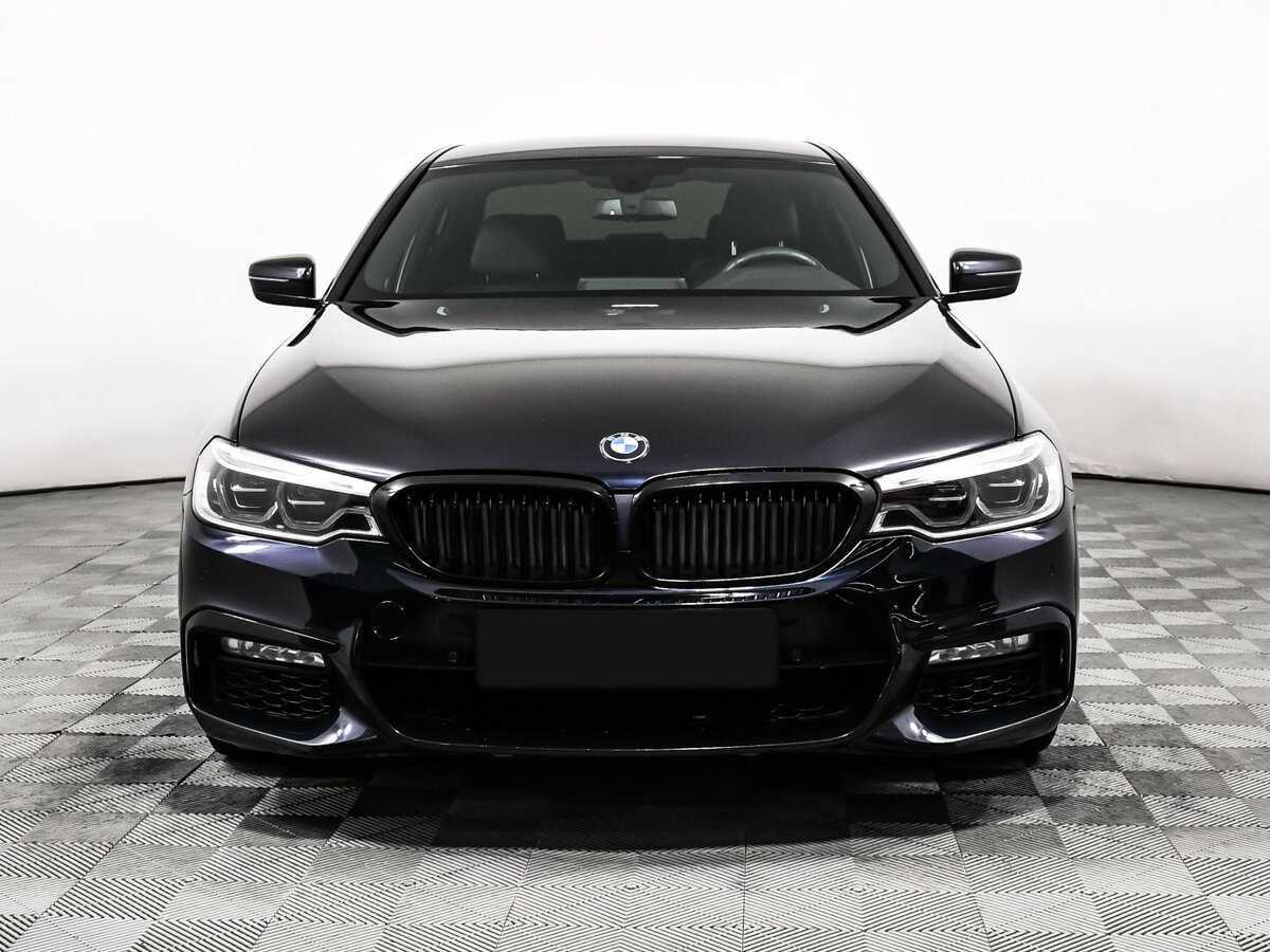 BMW 5 серии 2018 года с пробегом. Фото: #1