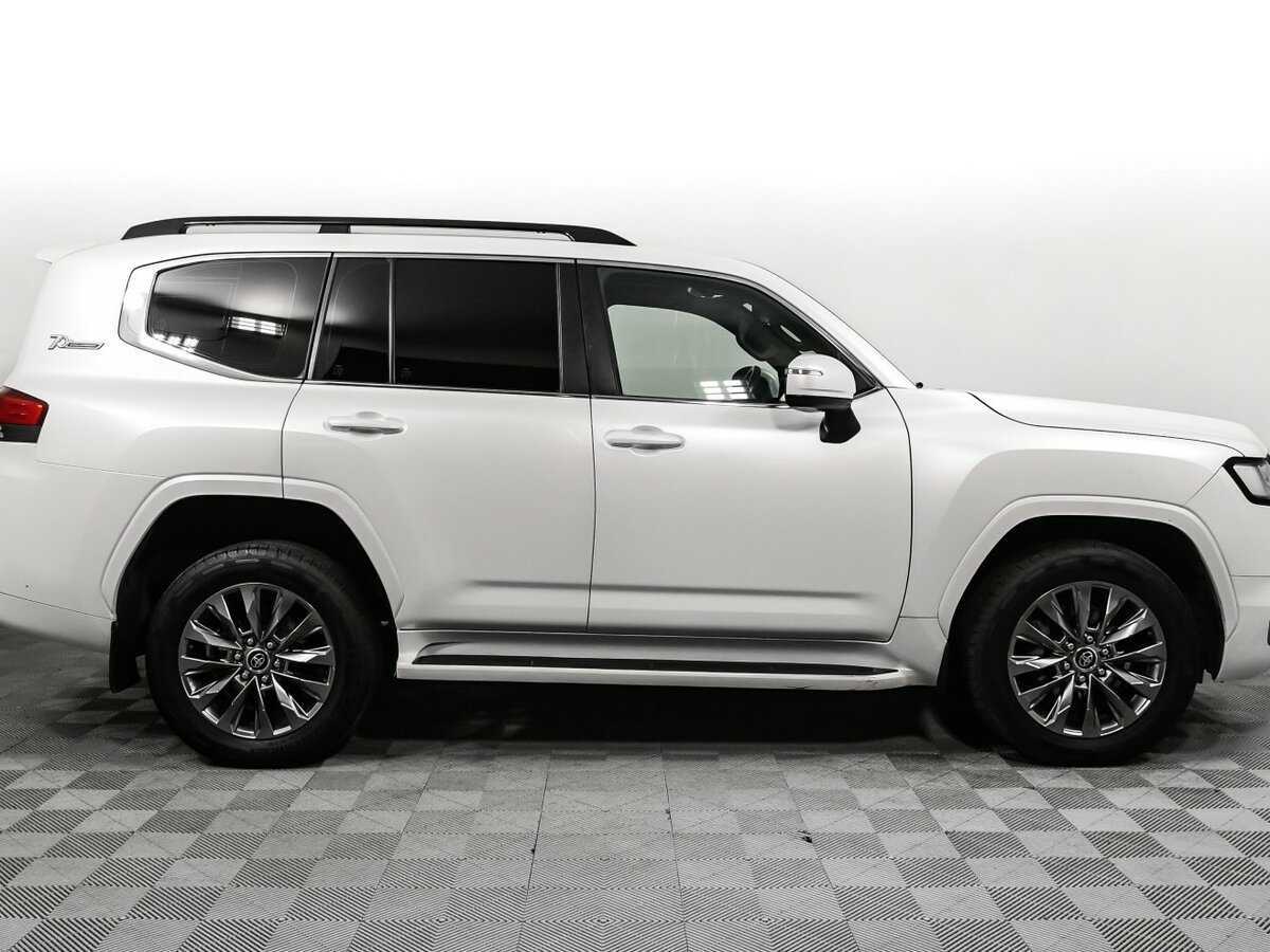 Toyota Land Cruiser 2021 года с пробегом. Фото: #3