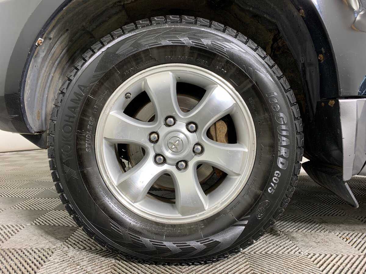 Toyota Land Cruiser Prado 2006 года с пробегом. Фото: #8