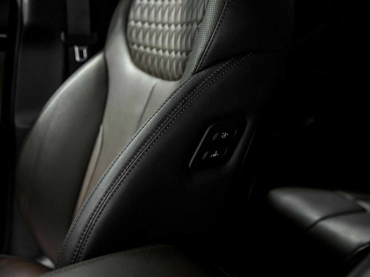 Hyundai Santa Fe 2019 года с пробегом. Фото: #18