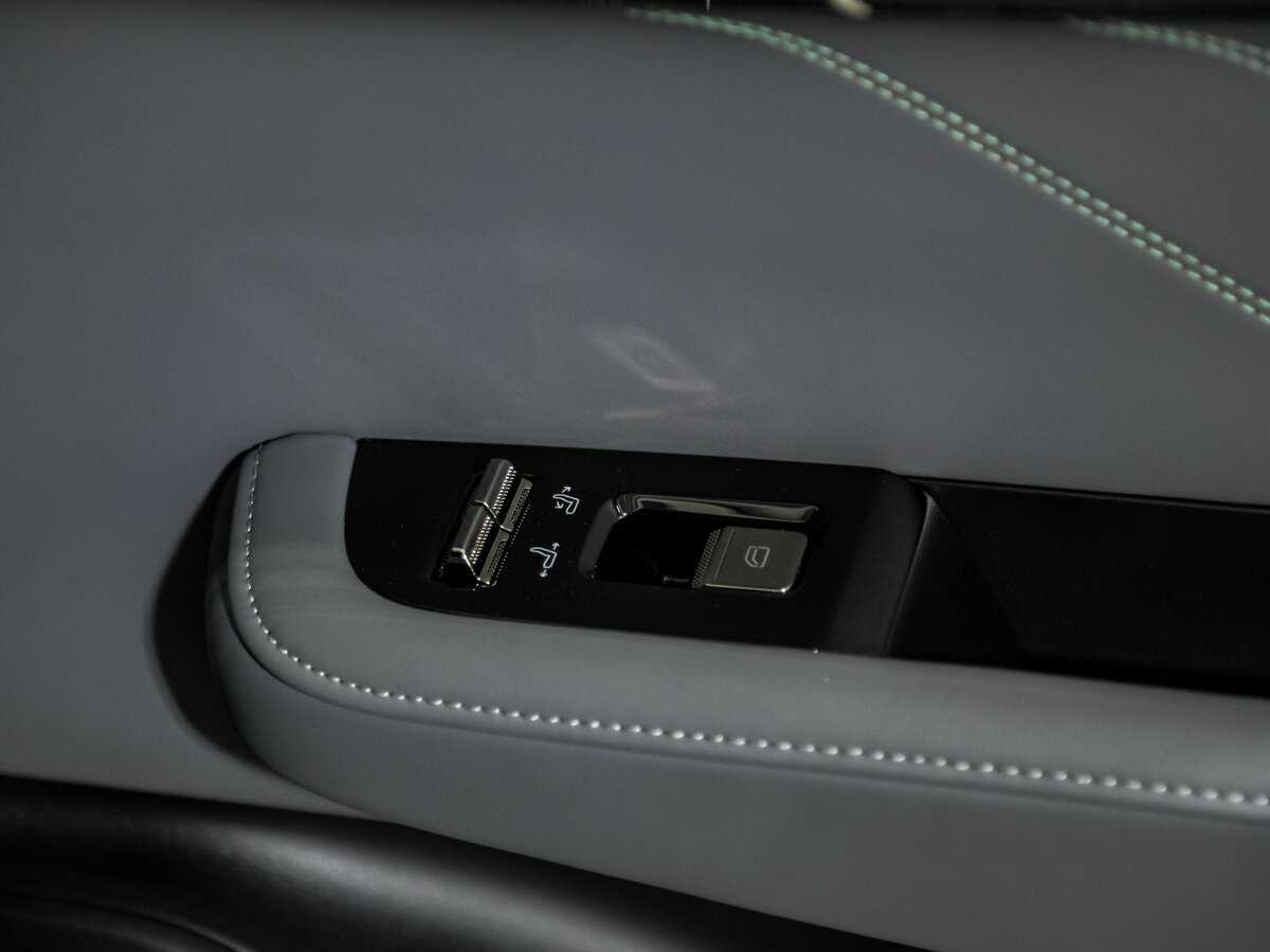 Zeekr 001 2022 года с пробегом. Фото: #24