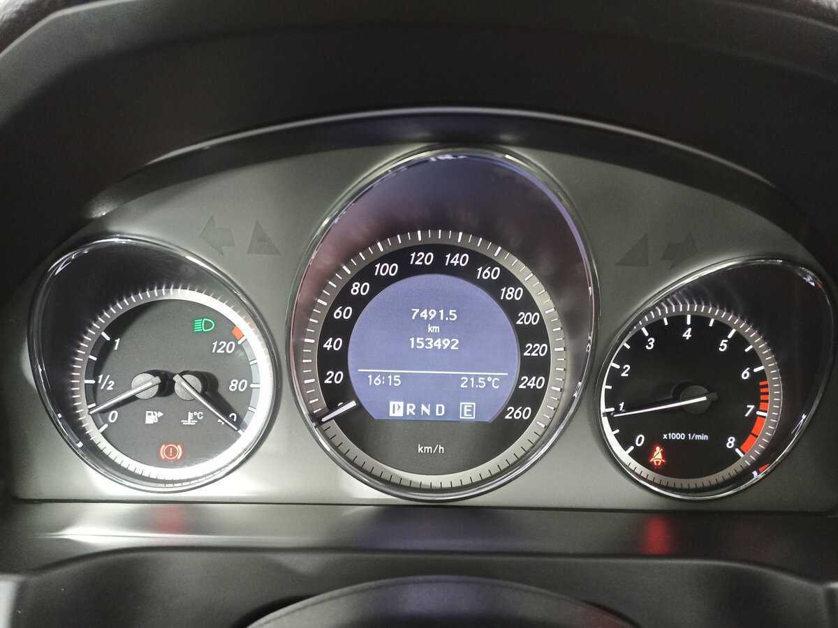 Mercedes-Benz C-Класс 2010 года с пробегом. Фото: #12