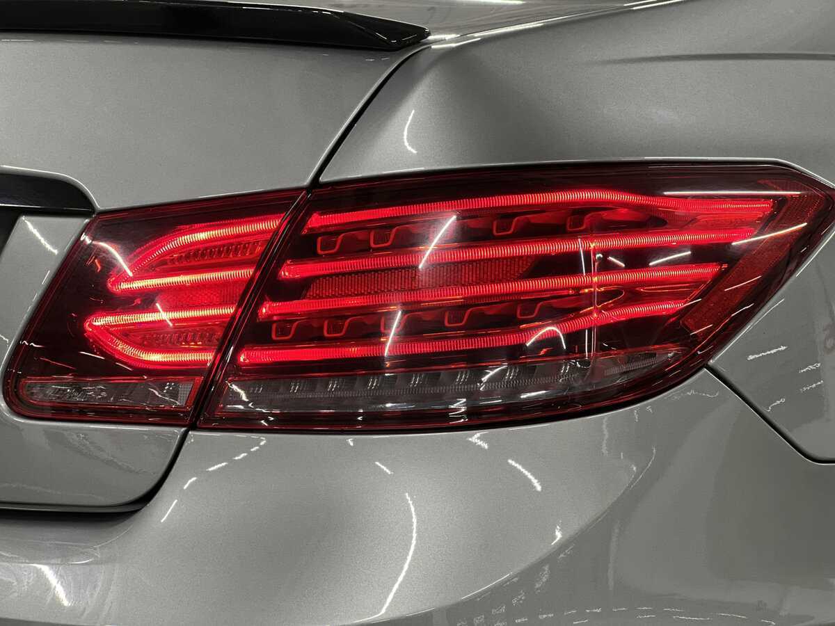 Mercedes-Benz E-Класс 2015 года с пробегом. Фото: #8