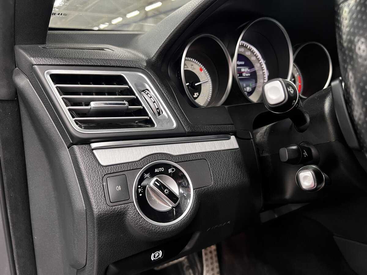 Mercedes-Benz E-Класс 2015 года с пробегом. Фото: #21