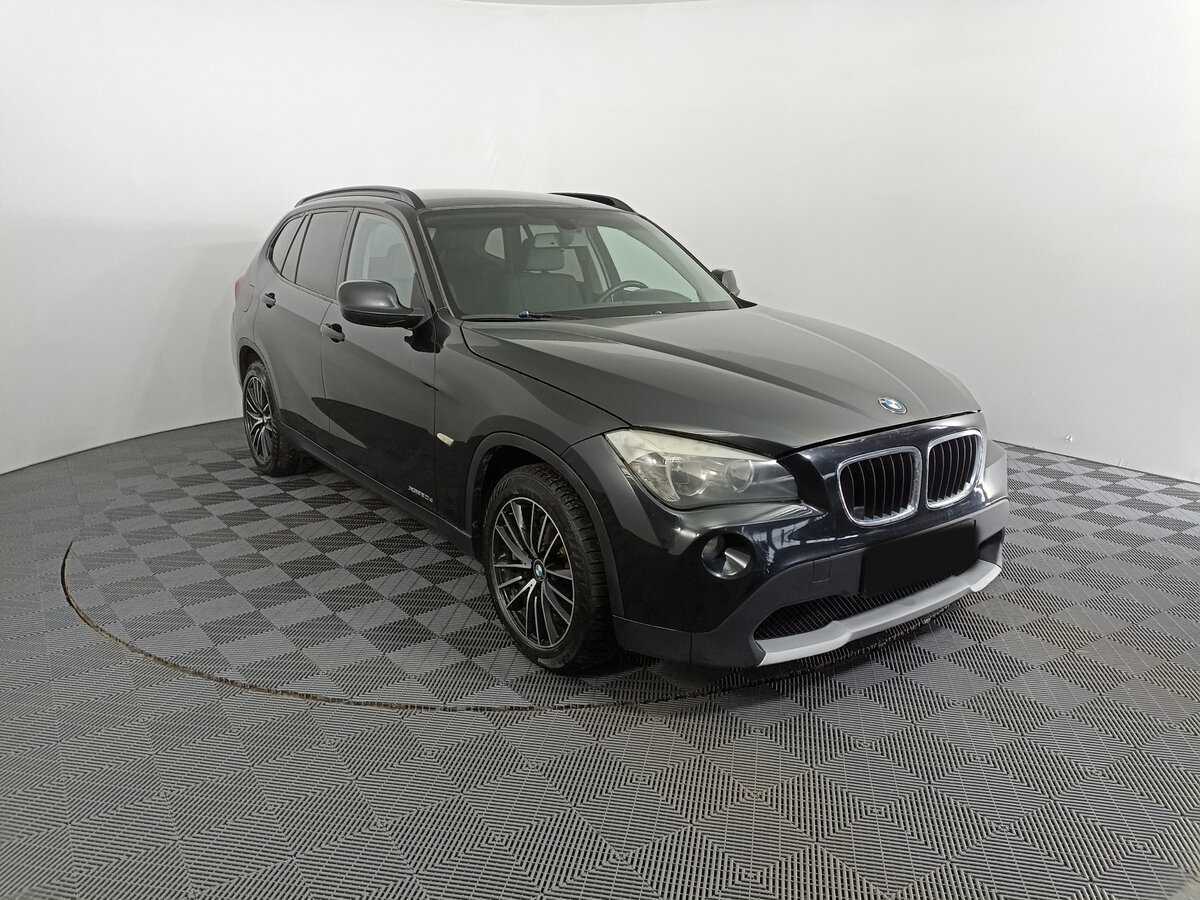 BMW X1 2010 года с пробегом. Фото: #2