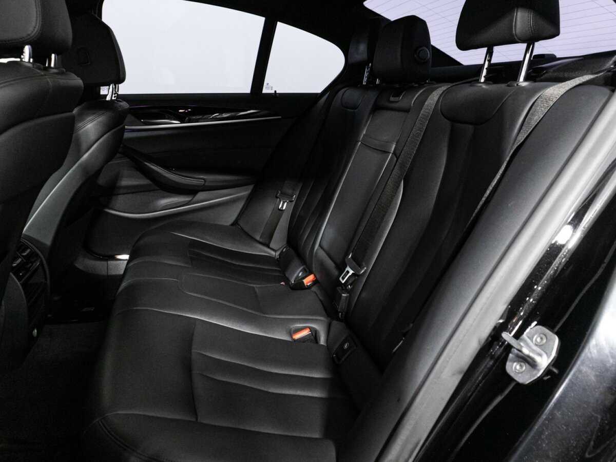 BMW 5 серии 2020 года с пробегом. Фото: #9