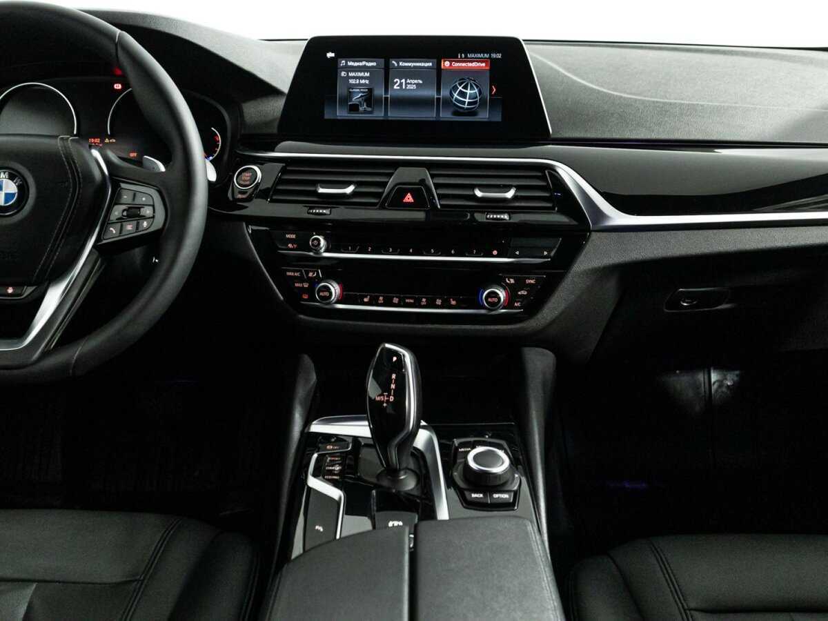 BMW 5 серии 2020 года с пробегом. Фото: #13