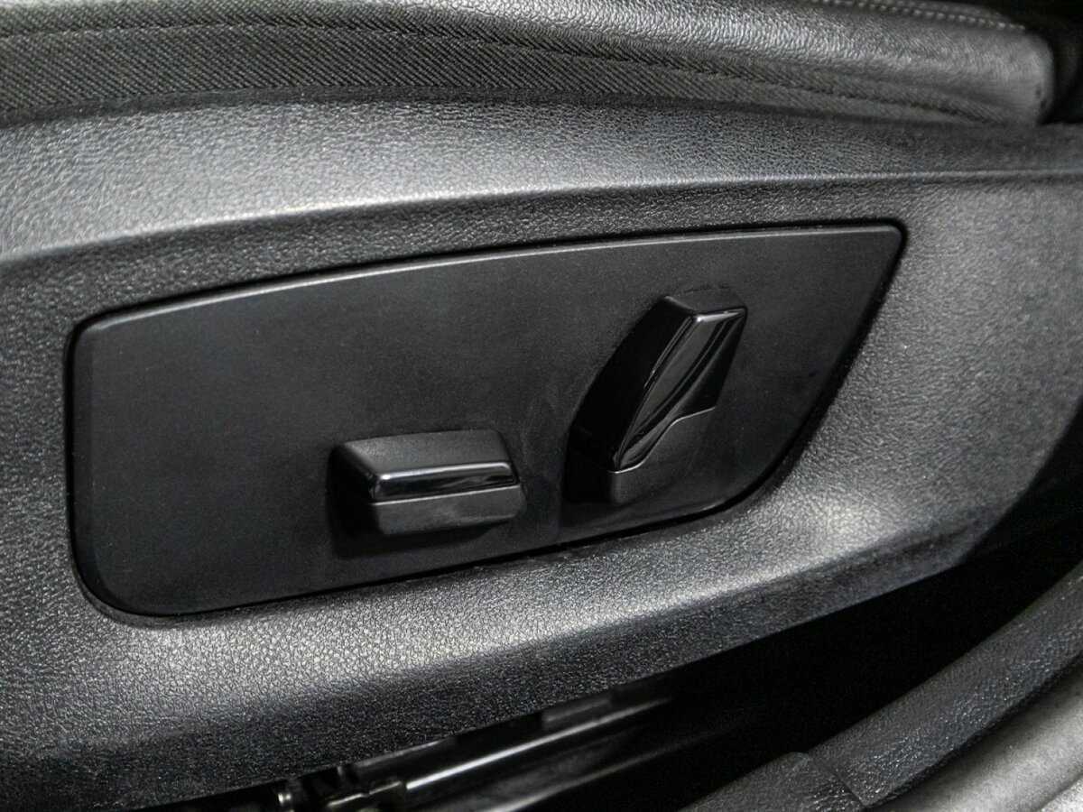 BMW 5 серии 2020 года с пробегом. Фото: #14