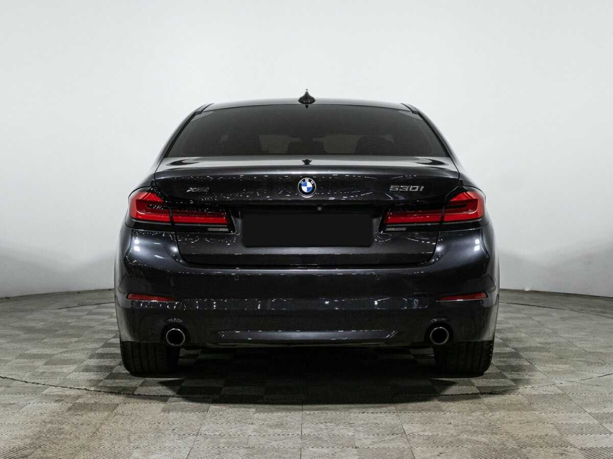 BMW 5 серии 2017 года с пробегом. Фото: #5