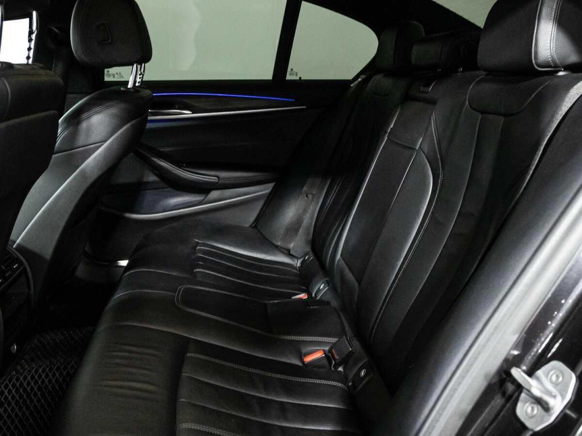 BMW 5 серии 2017 года с пробегом. Фото: #9