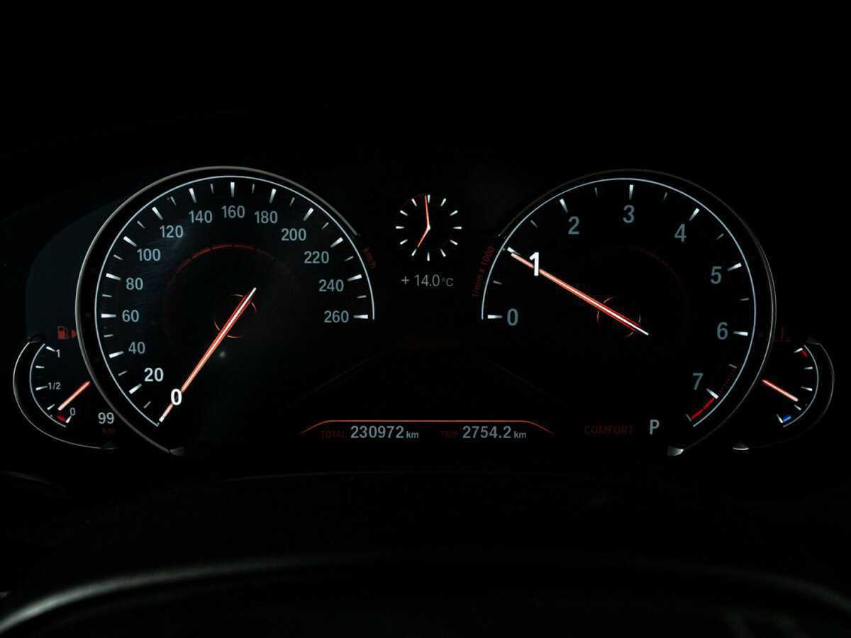 BMW 5 серии 2017 года с пробегом. Фото: #11