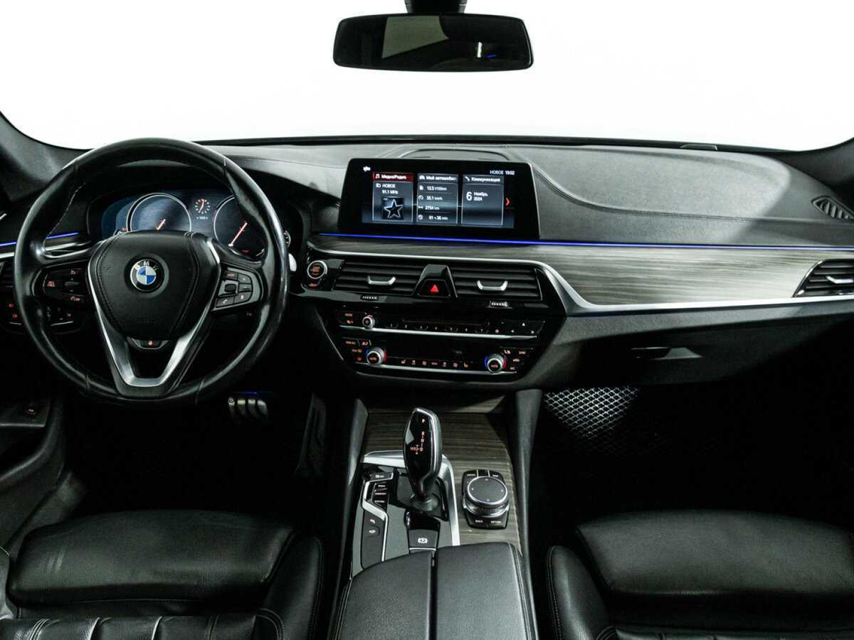 BMW 5 серии 2017 года с пробегом. Фото: #12