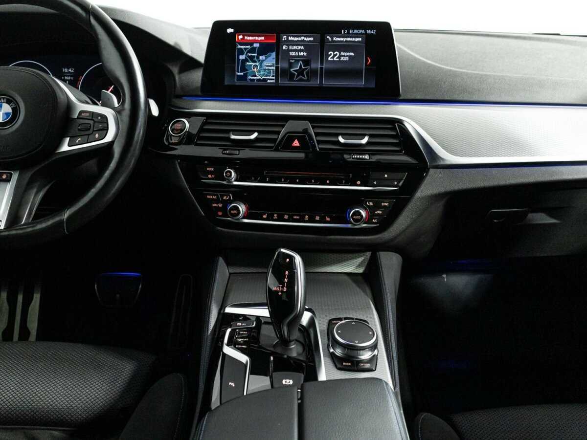 BMW 5 серии 2019 года с пробегом. Фото: #13