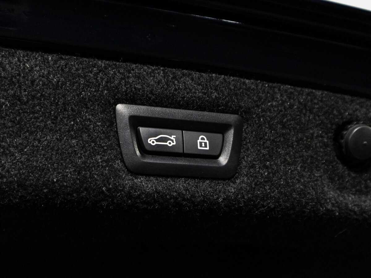 BMW 5 серии 2019 года с пробегом. Фото: #15