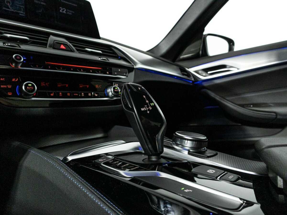 BMW 5 серии 2019 года с пробегом. Фото: #22