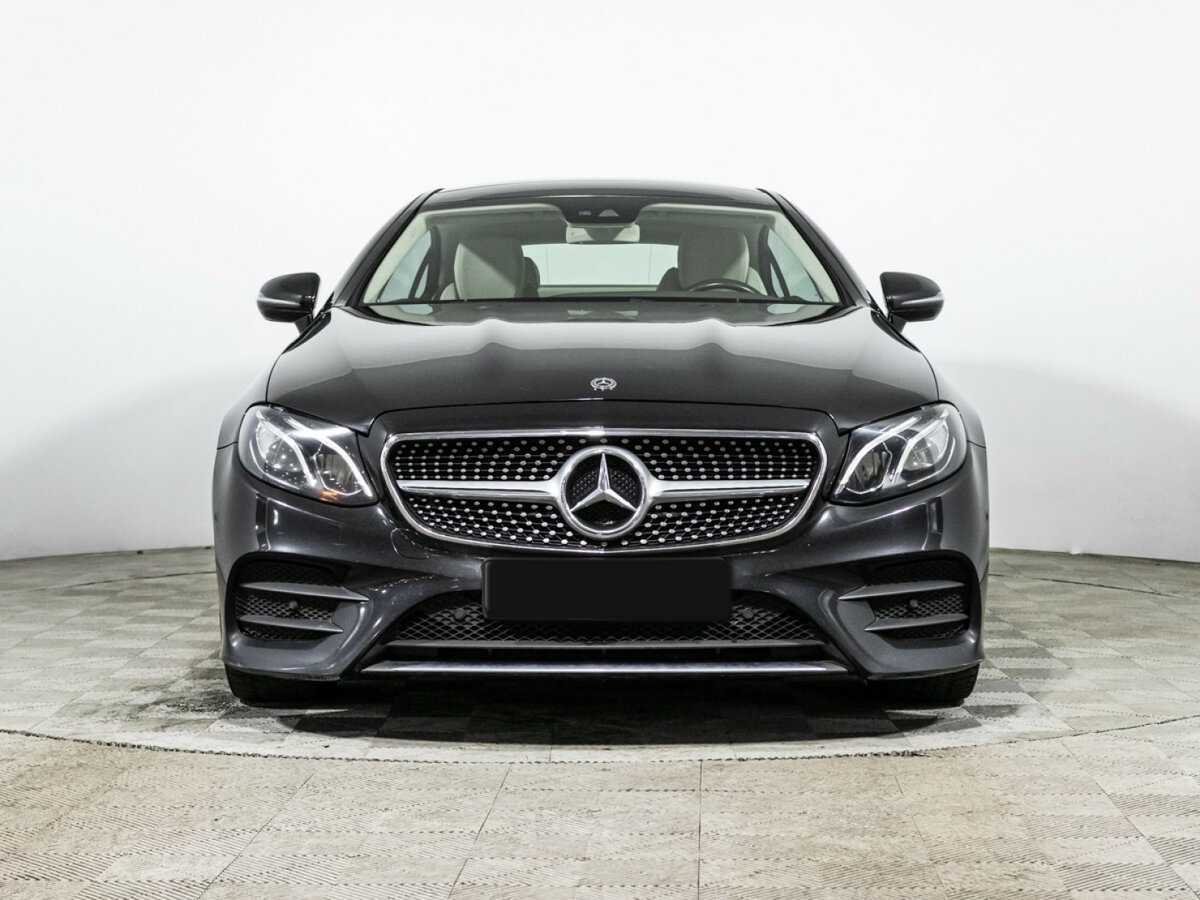 Mercedes-Benz E-Класс 2019 года с пробегом. Фото: #1