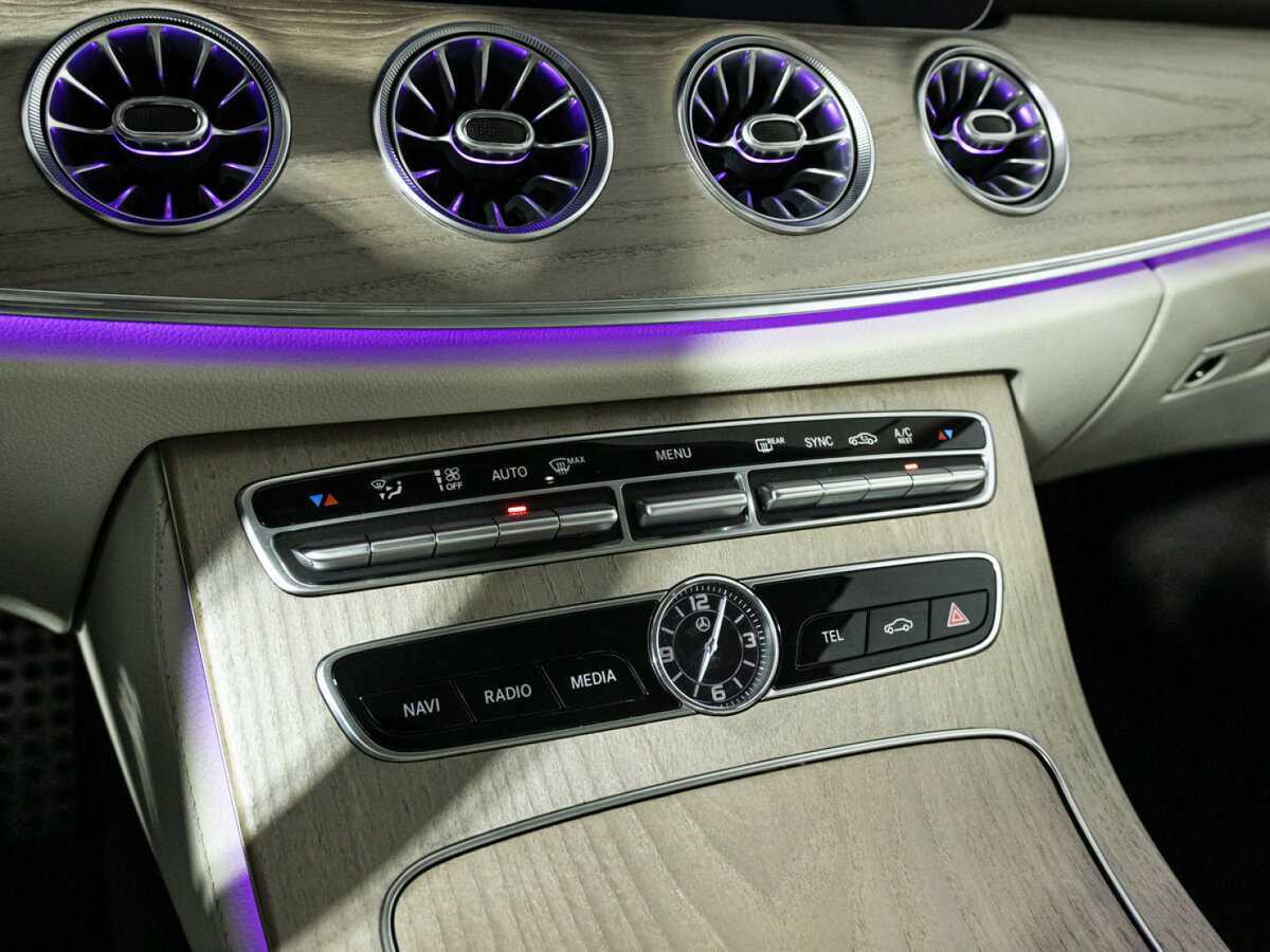 Mercedes-Benz E-Класс 2019 года с пробегом. Фото: #21