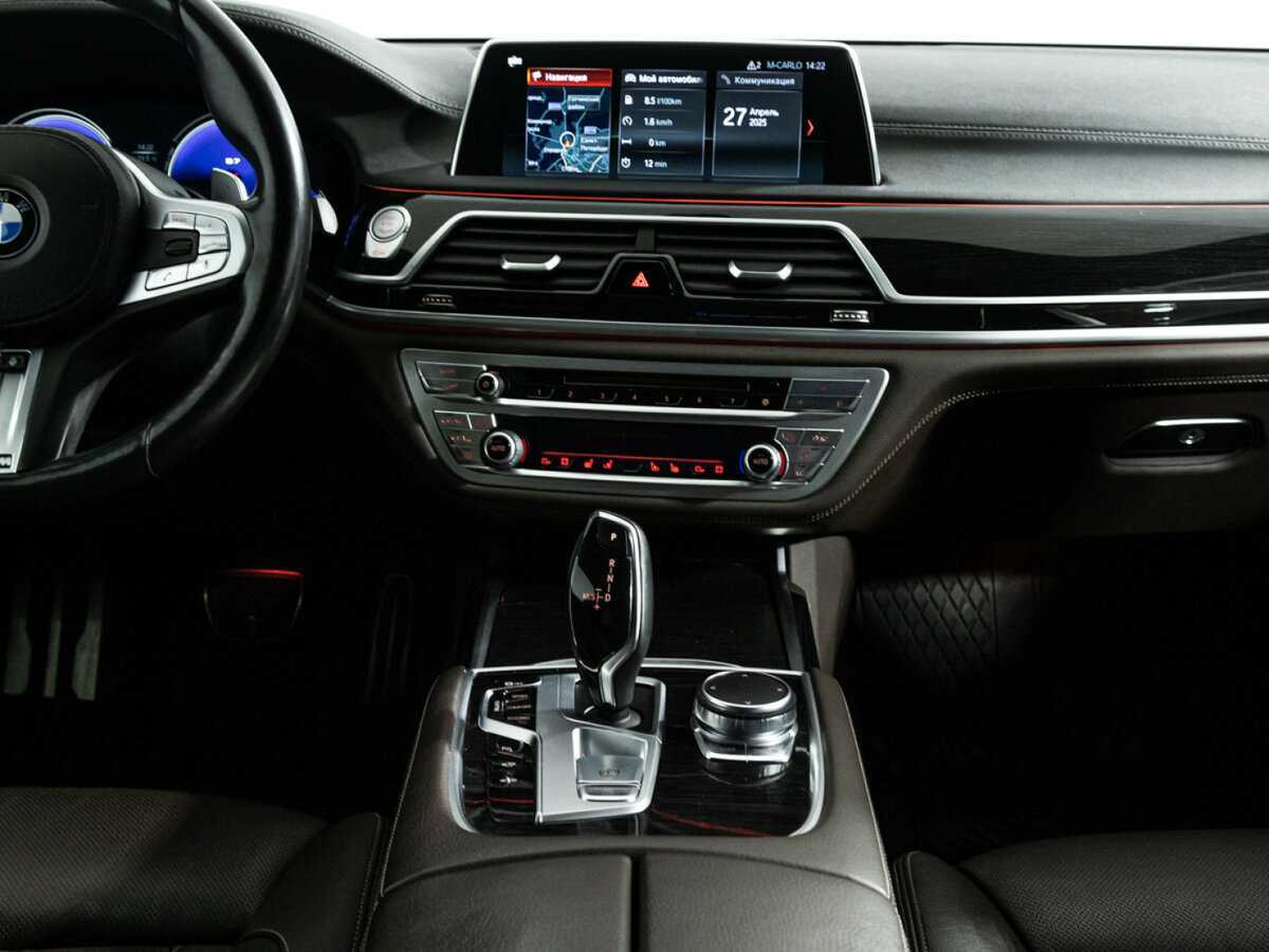 BMW 7 серии 2017 года с пробегом. Фото: #13
