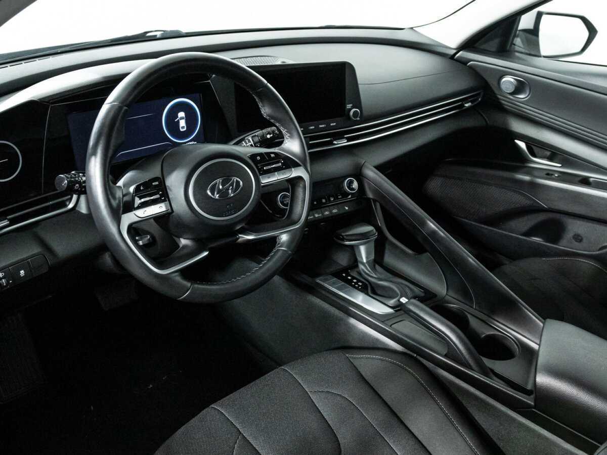 Hyundai Elantra 2023 года с пробегом. Фото: #10