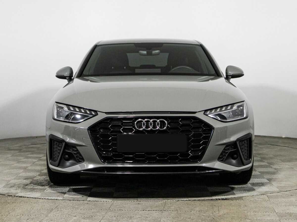 Audi A4 2021 года с пробегом. Фото: #1