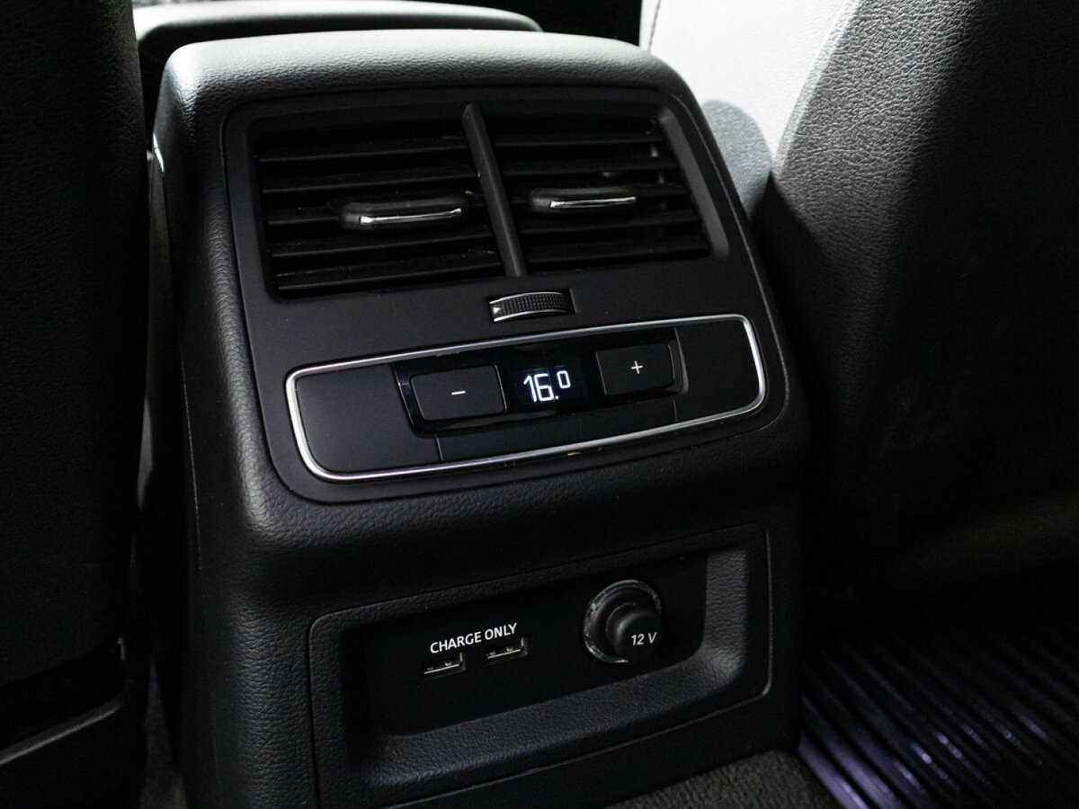 Audi A4 2021 года с пробегом. Фото: #19