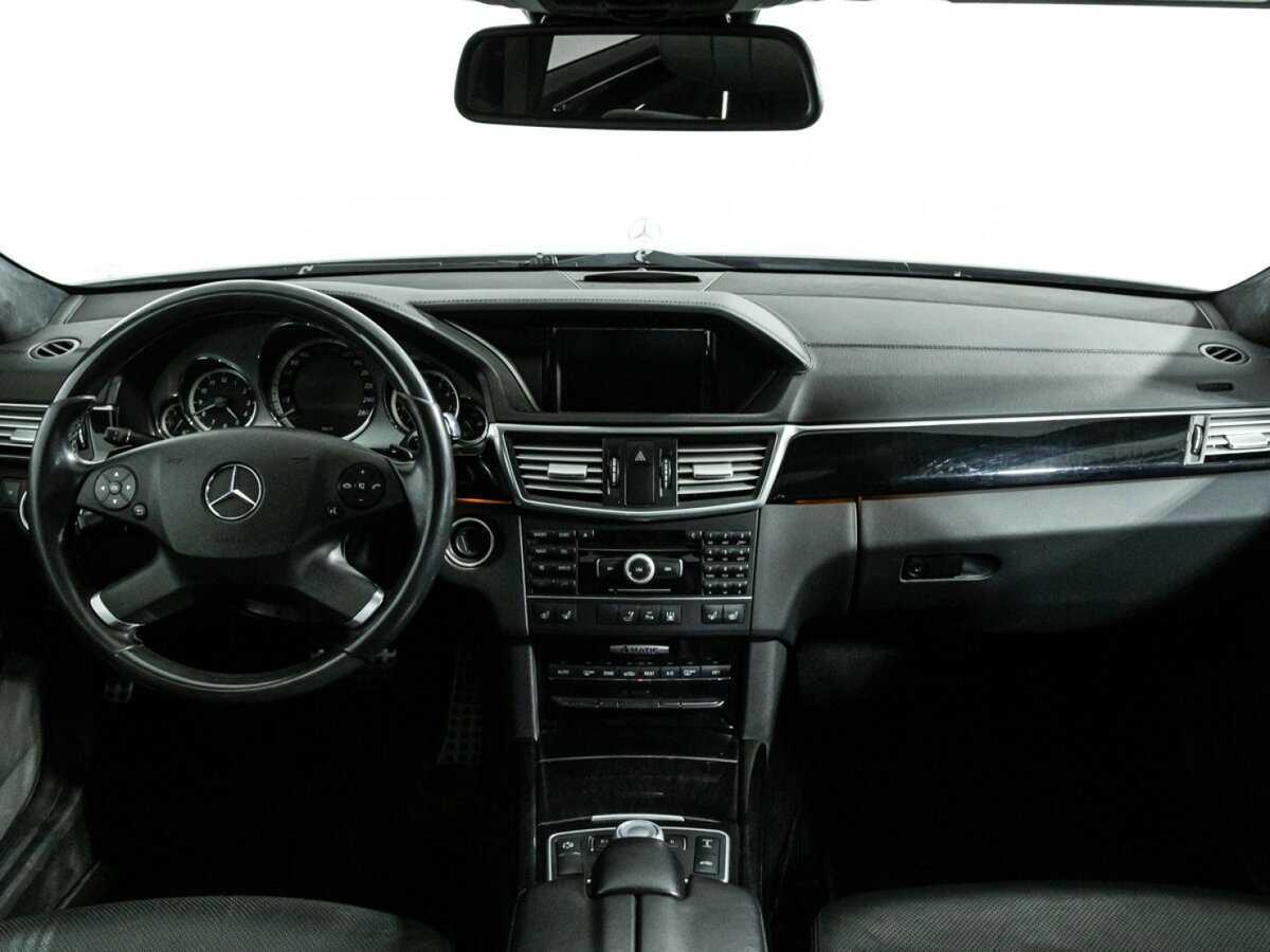 Mercedes-Benz E-Класс 2011 года с пробегом. Фото: #10