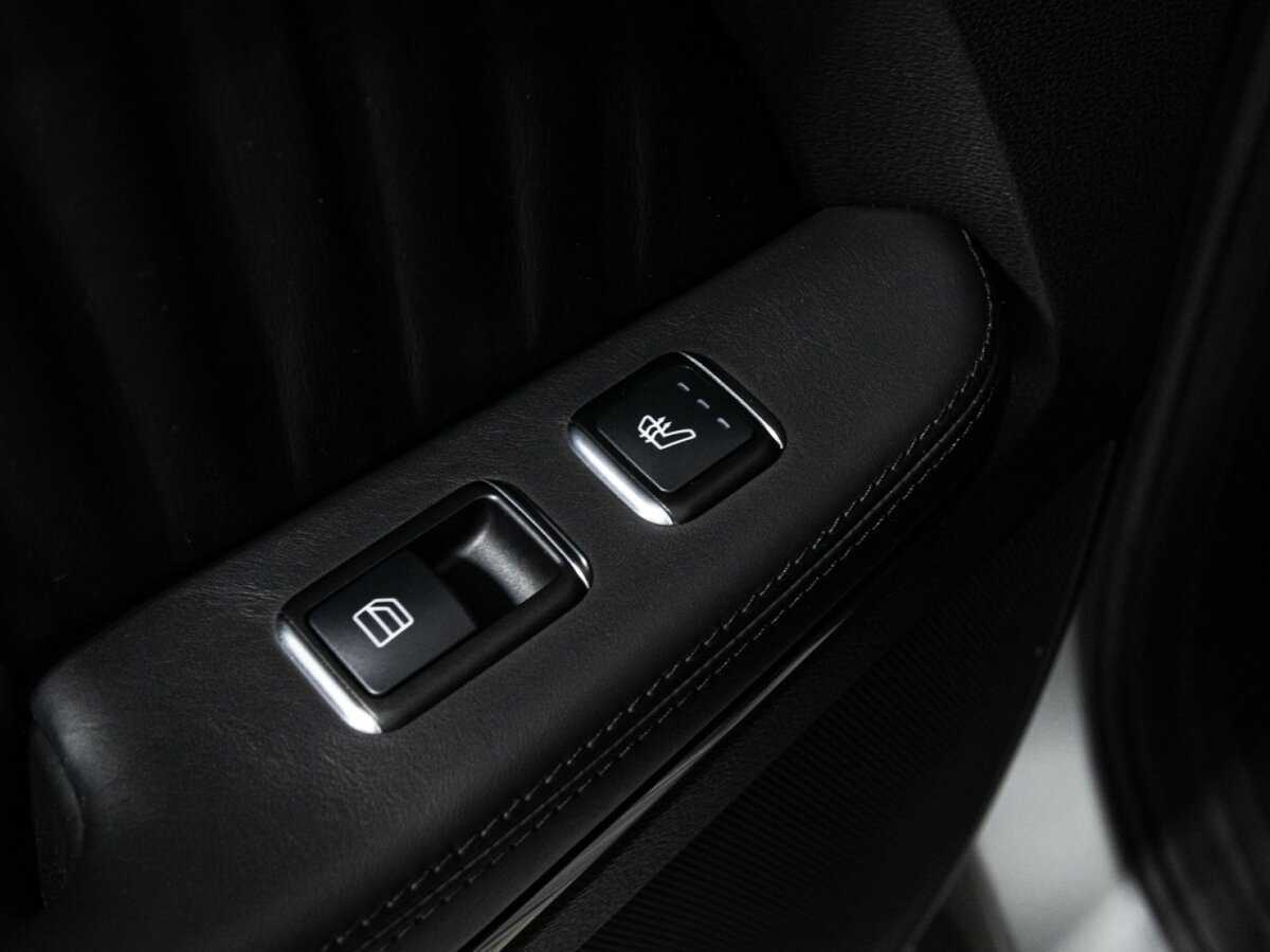 Mercedes-Benz E-Класс 2011 года с пробегом. Фото: #18