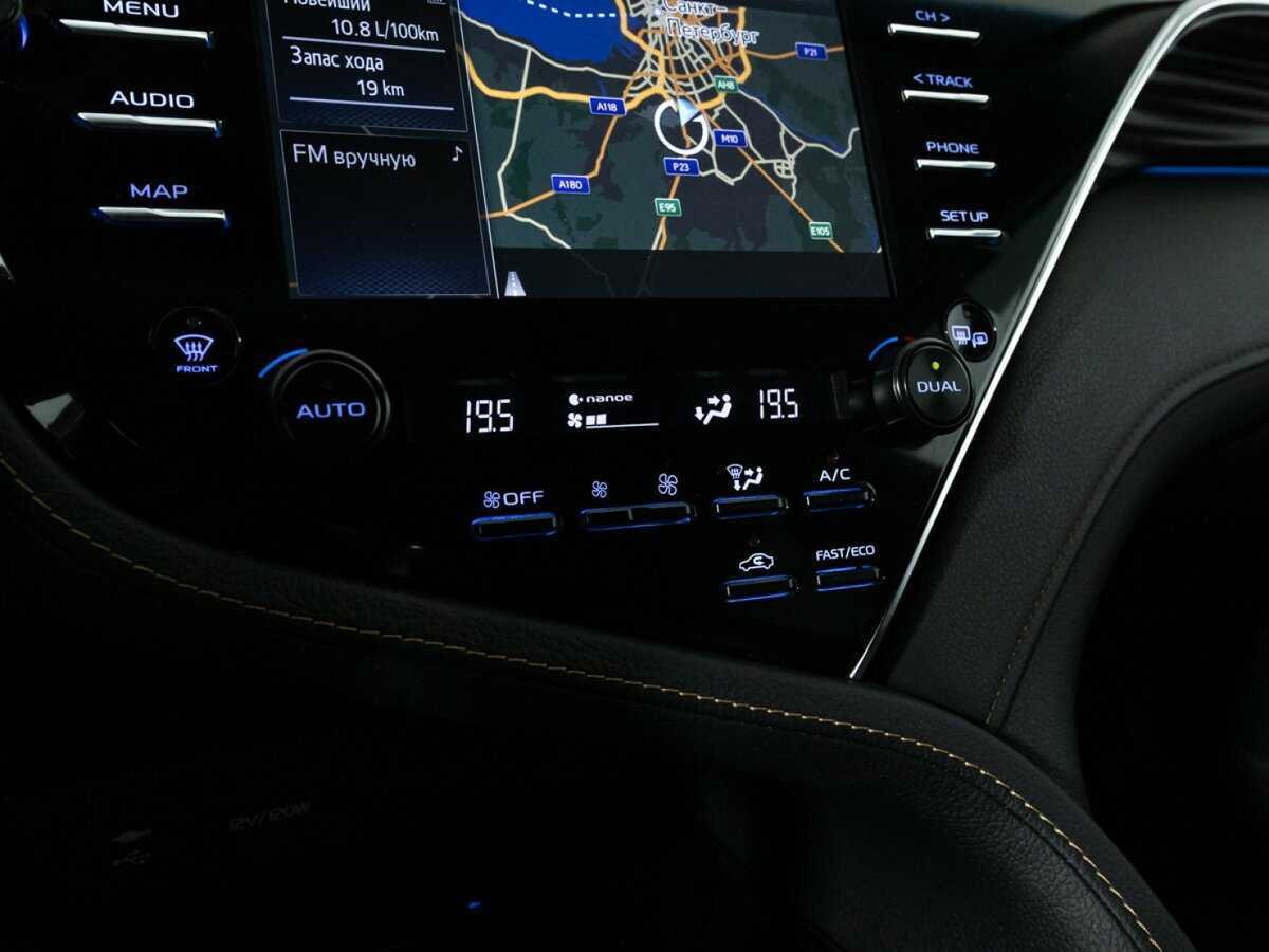 Toyota Camry 2018 года с пробегом. Фото: #17