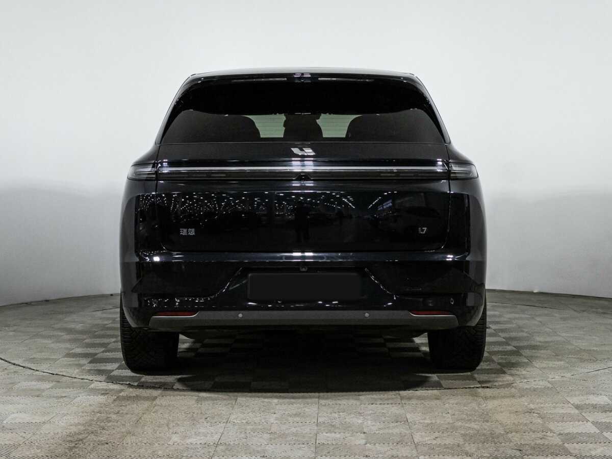 LiXiang L7 2023 года с пробегом. Фото: #5
